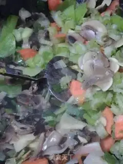 Make Onion mushroom noodles step 5