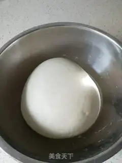 Make Delicious sausage rolls step 1