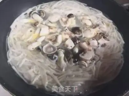 Make Mushrooms, noodles step 3