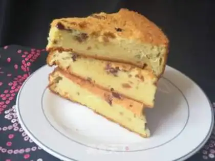 Make Cranberry yogurt cake step 9