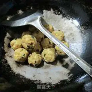 Make Thai sweet spicy tofuballs step 10