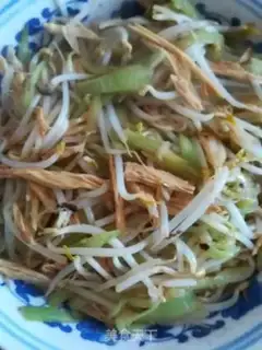 Make The green bean sprouts step 5