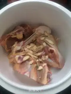 Make Chicken soup from the western cucumber step 1