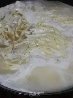 Make Fishball noodles step 6