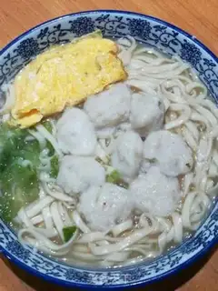 Make Fishball noodles step 8