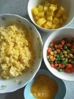 Make Pineapple rice step 6