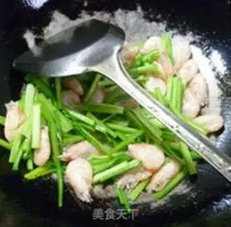 Make Creamed shrimp step 5