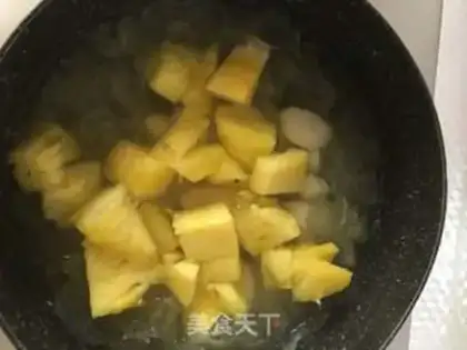 Make Silver hooves, pineapple step 4