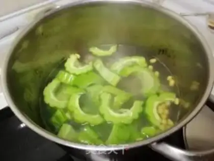 Make Soybeans soup step 4