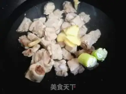 Make Mushroom corn ribs soup step 2