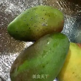 Make Mango milkshake step 0