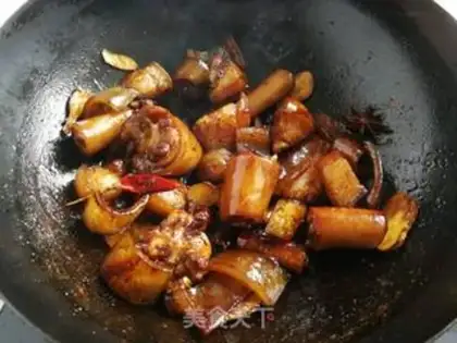 Make The fragrance pigtail step 5