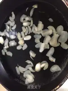 Make Lily eggs step 4