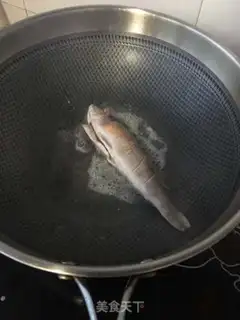 Make Pineapple for six-line fish step 3