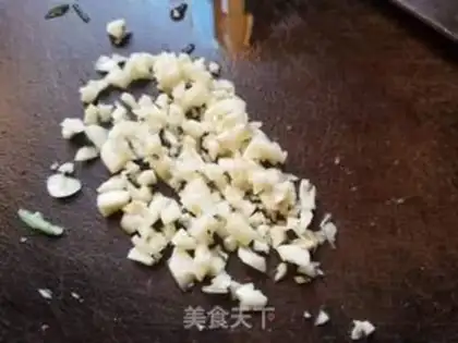 Make cucumber fried chicken step 1