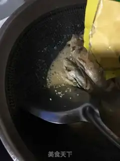 Make Pineapple for six-line fish step 12