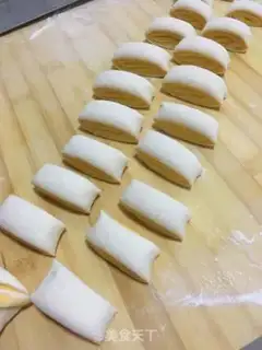 Make Small roll step 3