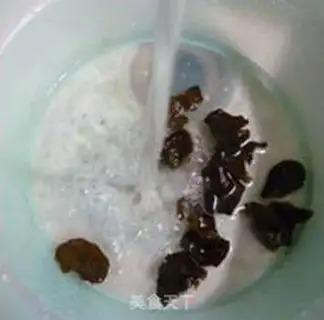 Make The quail egg, the black mollusk beans step 3