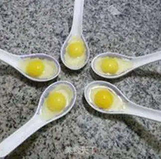 Make The quail egg, the black mollusk beans step 4