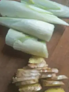 Make Potatobone soup step 1