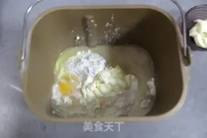 Make Light cream hot dog bread step 1