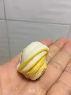 Make Small roll step 11