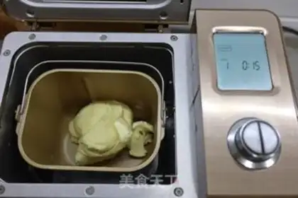 Make Light cream hot dog bread step 2