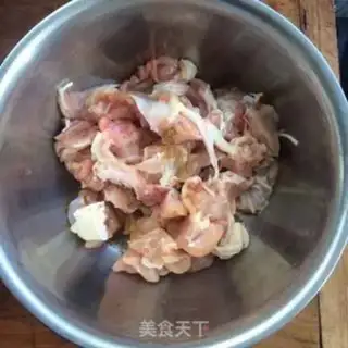 Make Cinnamon sauce chicken step 2