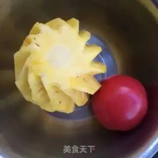 Make Tomato pineapple juice step 0