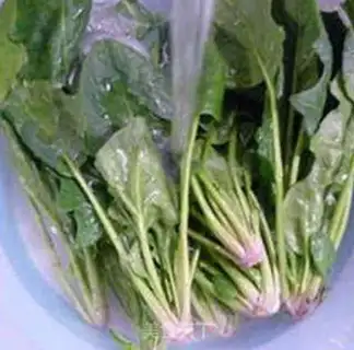 Make Skinned spinach step 2