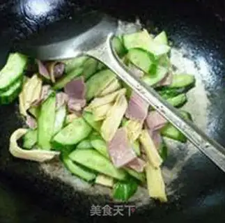 Make Scrambled mackerel step 8