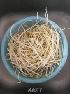 Make The green bean sprouts step 1