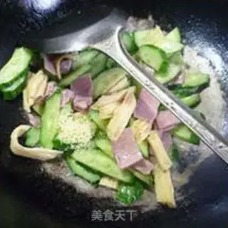 Make Scrambled mackerel step 9