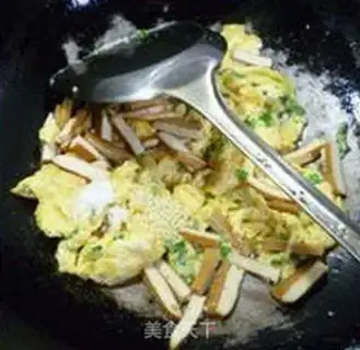 Make Scrambled onions step 9