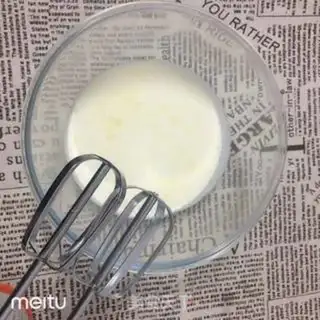 Make Strawberry Moose step 3