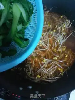 Make The green bean sprouts step 15