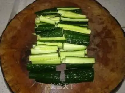 Make Spicy cucumber bars step 2