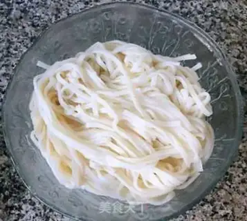 Make Shrimp roller noodles step 2
