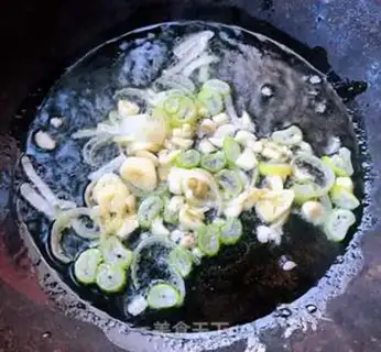 Make Shrimp roller noodles step 4