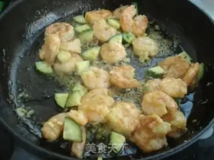 Make Cashew shrimp step 4