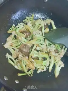 Make Salted meat and cut flowers step 3