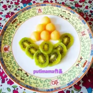 Make Fruit plate step 3