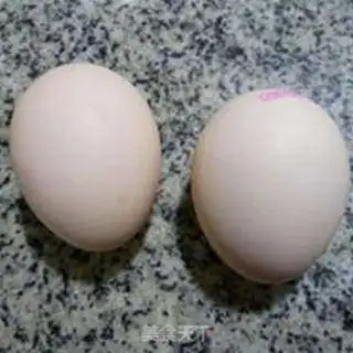 Make Porridge and fried eggs step 1