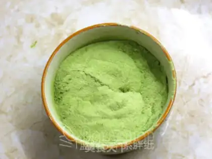 Make Snack and berries step 1