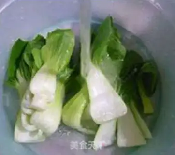 Make Porridge and fried eggs step 5
