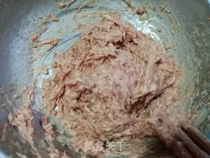 Make Fresh meat is full of soup step 1