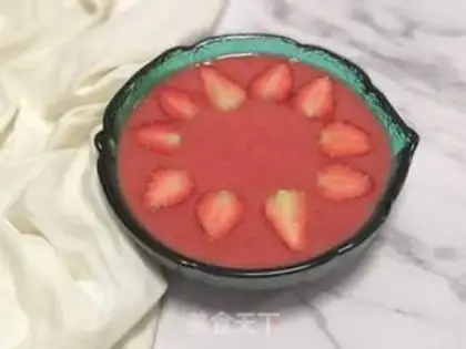 Make Strawberry juice step 2