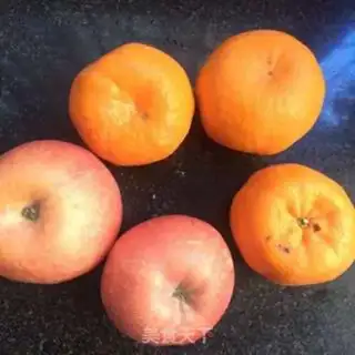 Make Apple and orange juice step 0