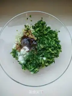Make Noodles and pork chops step 4