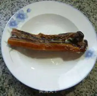 Make Garlic pork for mushrooms step 1